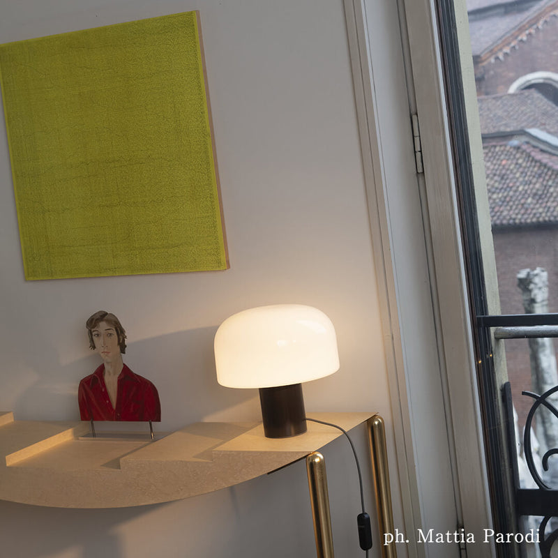 フロス FLOS Bellhop Glass(ベルホップ グラス) T テーブルランプ Choco チョコ FU107426  正規品 送料無料 3年保証