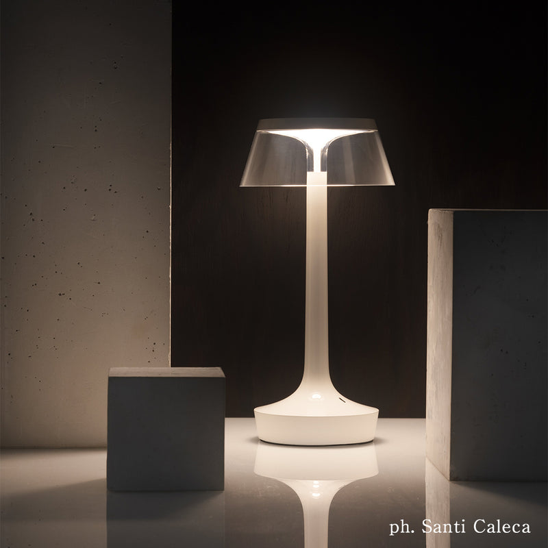 FLOS フロス Bon Jour Unplugged (ボンジュール アンプラグド) テーブルランプ almost white オールモスト ホワイト F1040009 正規品 送料無料 3年保証