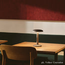 フロス FLOS  GUSTAVE（グスタヴ）マットアンスラサイト Matte Anthracite テーブルスタンド 09.8405.DR 正規品 3年保証 送料無料