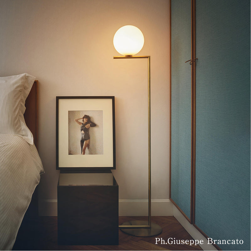 ≪当店在庫あり≫「IC LIGHTS F1（アイシーライツ F1）」IC LIGHTS F1 GLD ゴールド フロス FLOS フロアスタンド【正規品】3年保証