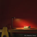 フロス FLOS  OBLIQUE 3000K（オブリーク）テーブルランプ Matt Anthracite マットアンスラサイト 09.8301.DR 正規品 3年保証 送料無料