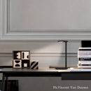 フロス FLOS  OBLIQUE 3000K（オブリーク）テーブルランプ Matt Anthracite マットアンスラサイト 09.8301.DR 正規品 3年保証 送料無料