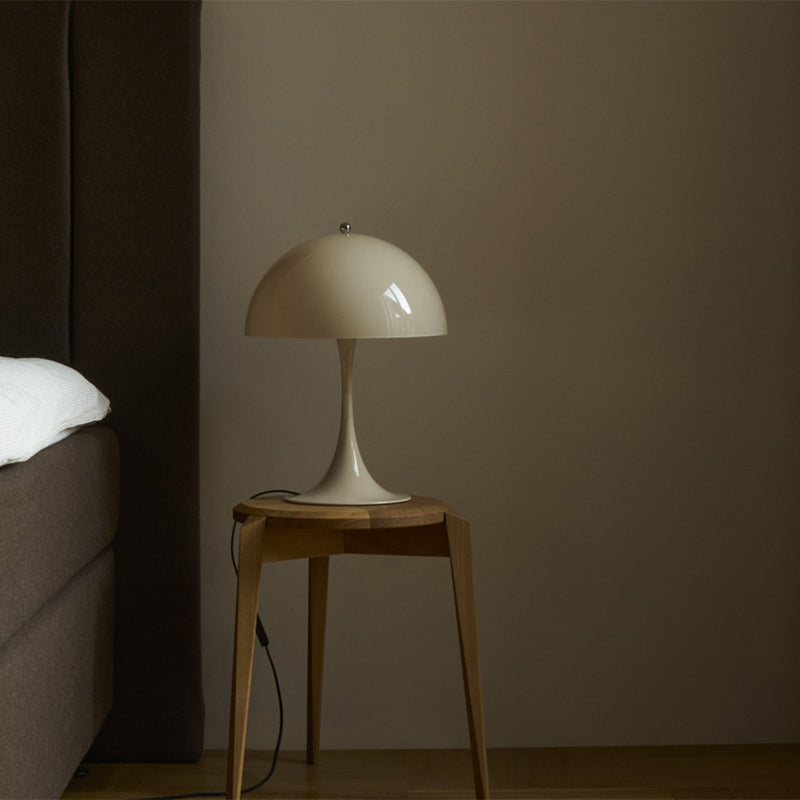 ≪特典付≫パンテラ 320 テーブルランプ オパール・ベージュ Panthella 320 Table Opal Beige ルイスポールセン Louis Poulsen テーブルスタンド★プレゼント付 3年保証【正規品】